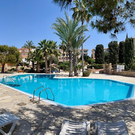 Ocean Sunset Apartment Pafos Dış mekan fotoğraf